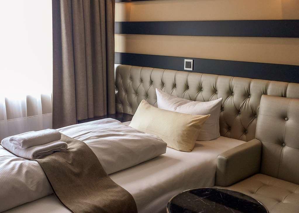 Skyline Frankfurt Hotel 4*