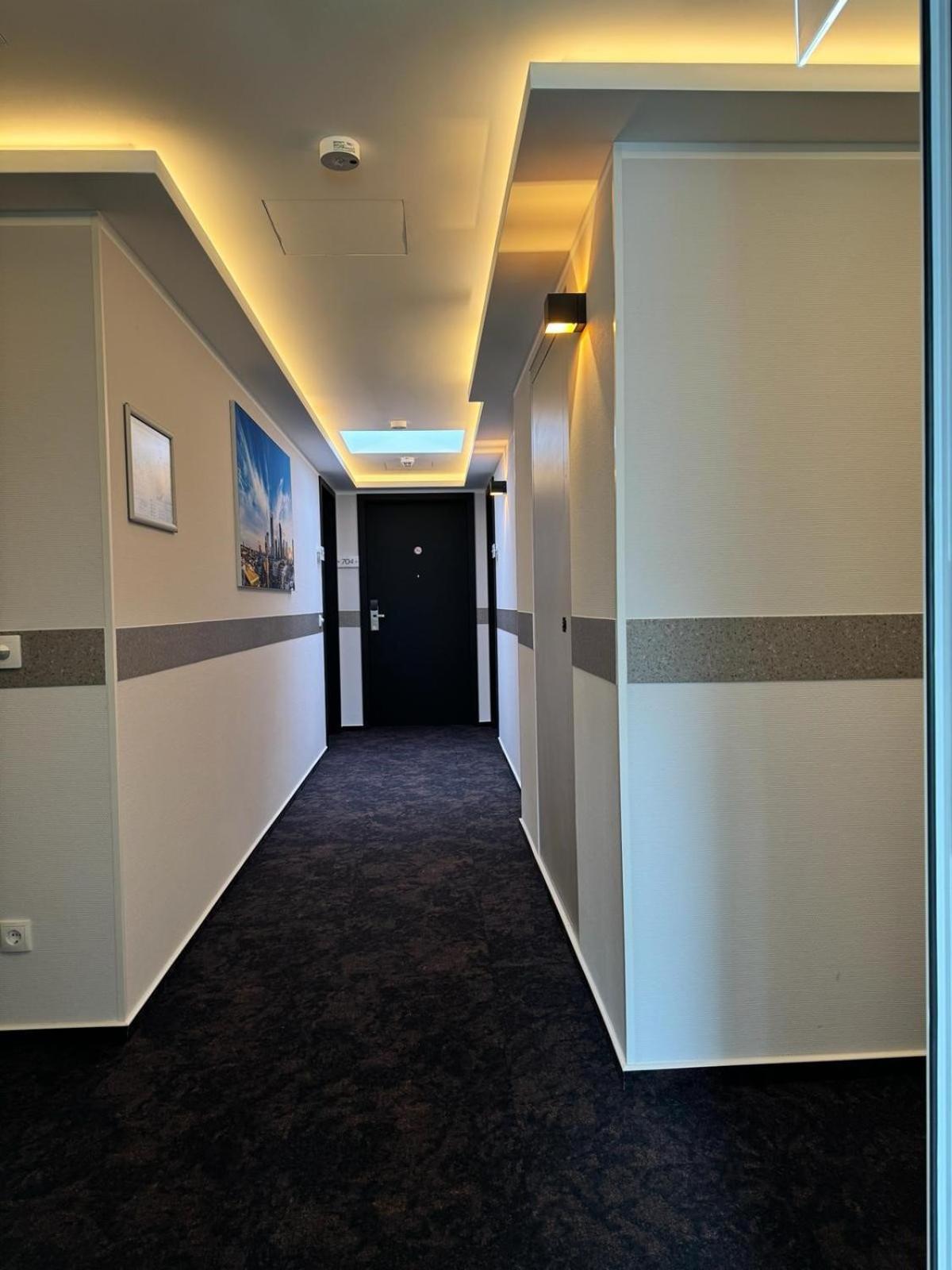 Skyline Frankfurt Hotel 4*