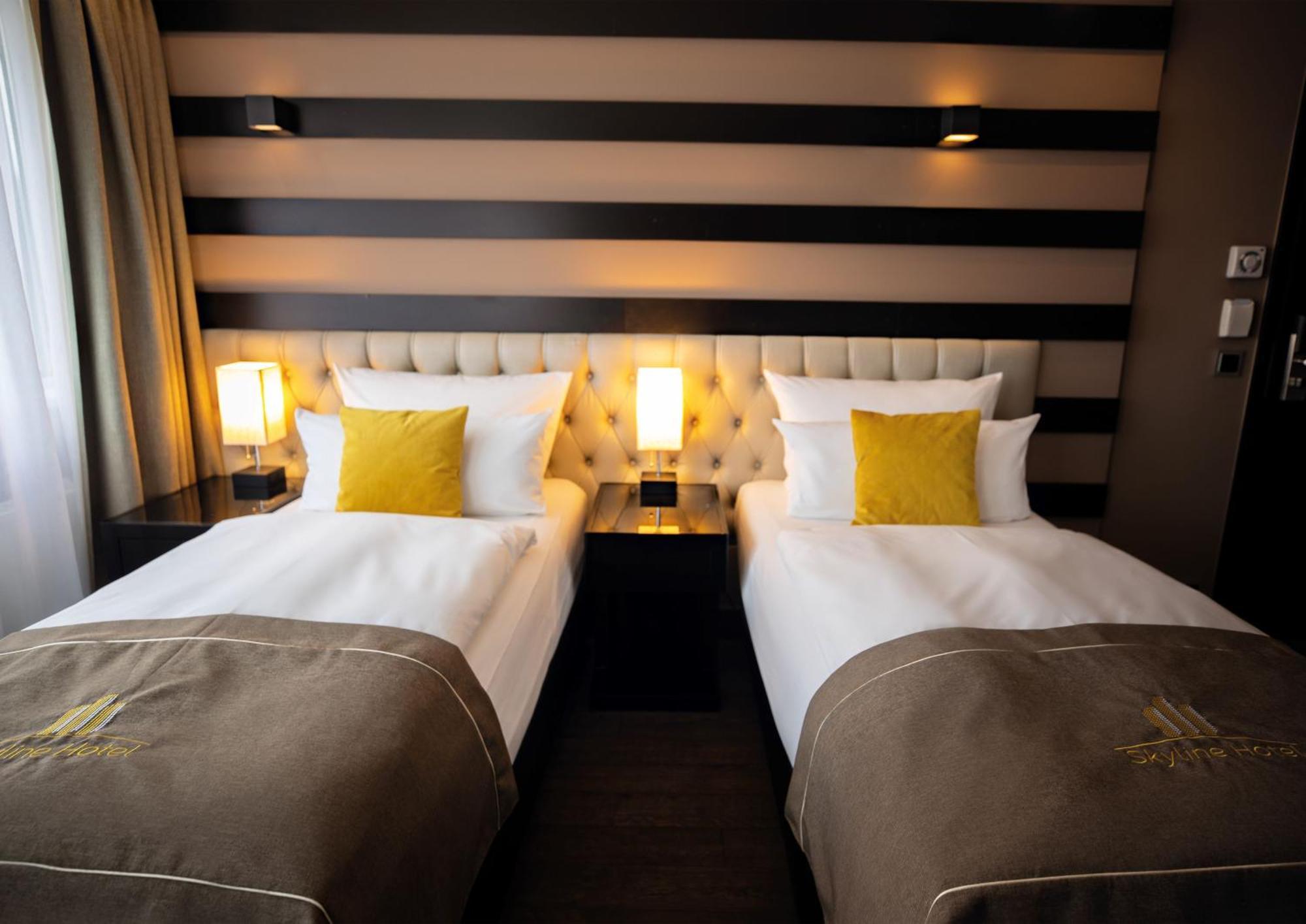 Hotel Skyline Frankfurt 4*